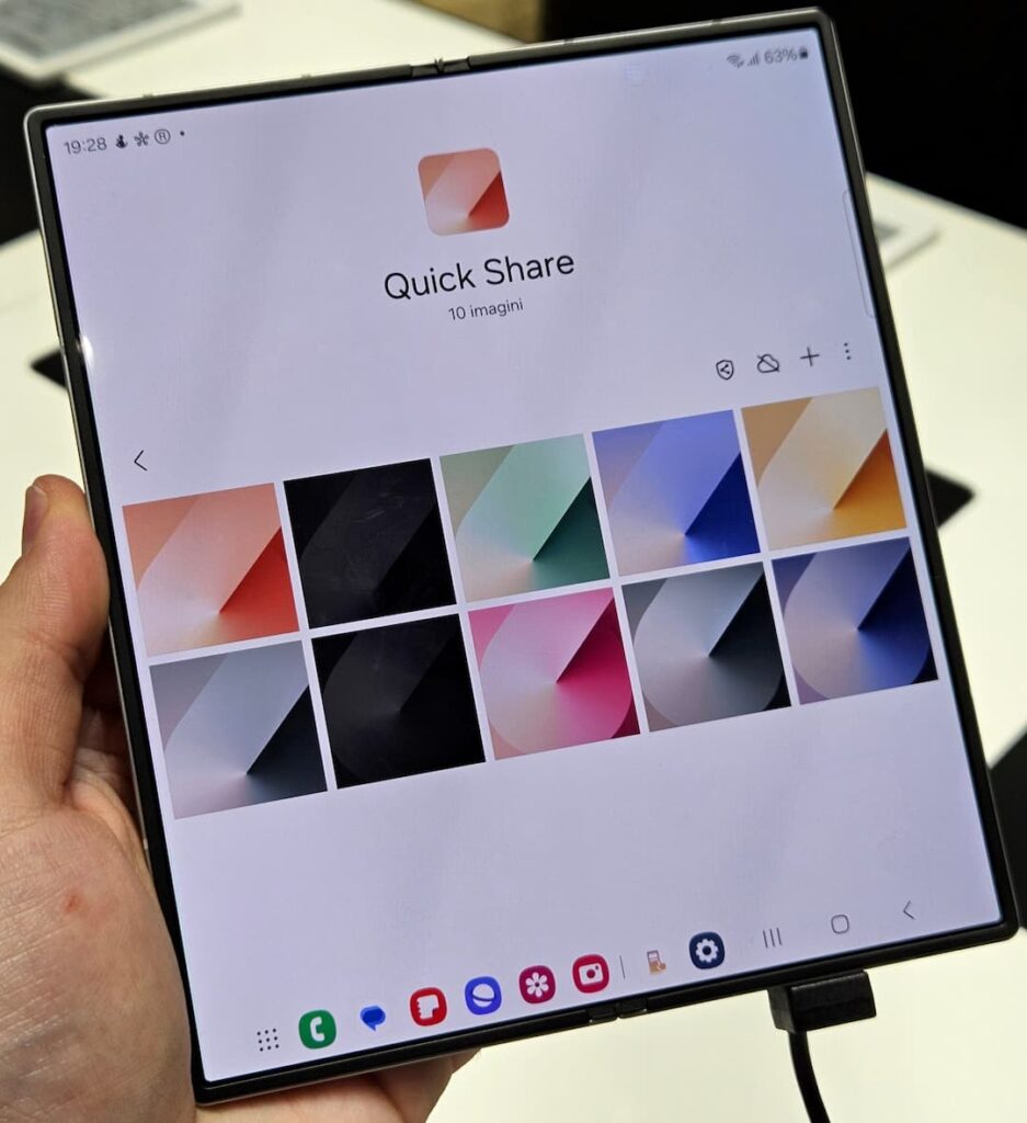 Samsung Z Fold 6 Wallpapers